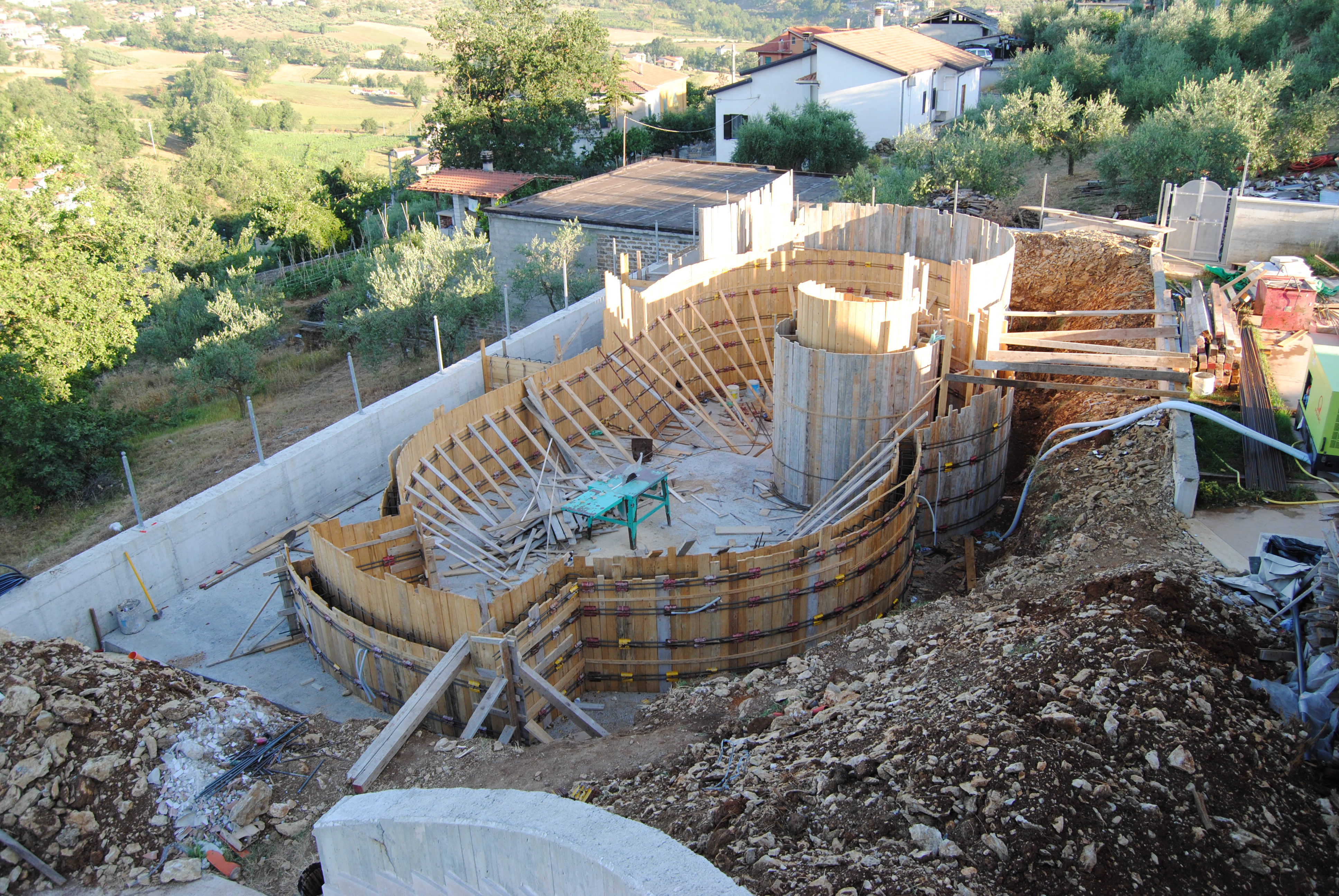 Build & Consulence costruzione piscine