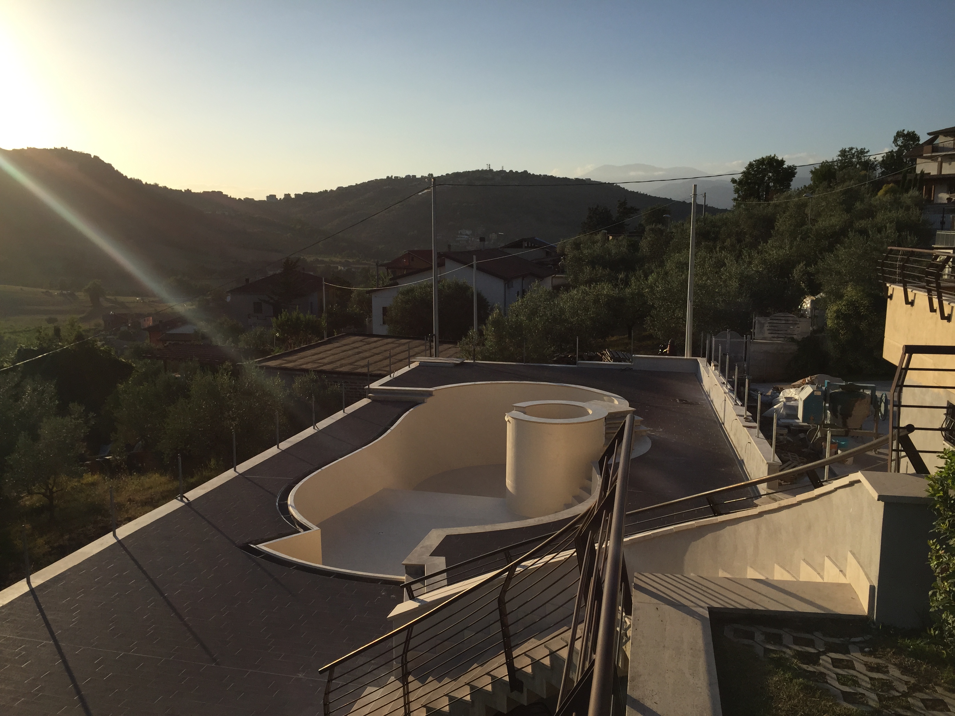 Build & Consulence costruzione piscine