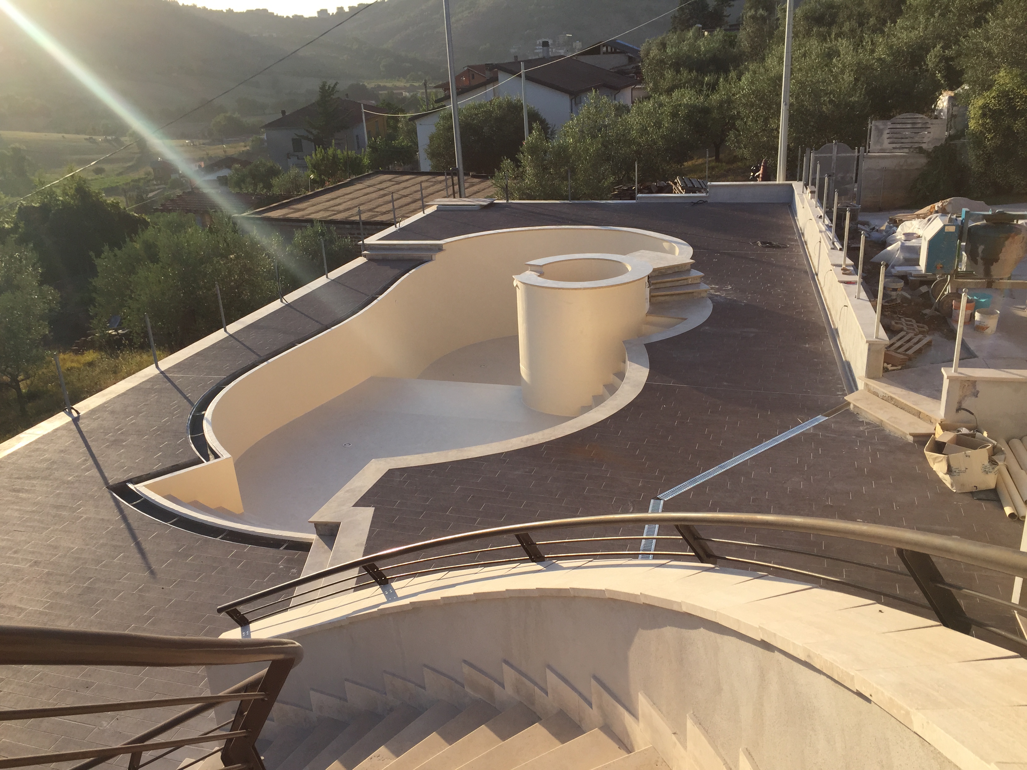 Build & Consulence costruzione piscine